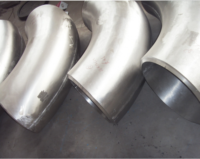 Het Naadloze Gelaste Concentrische Zonderlinge Reductiemiddel EEMUA 146 C7060x-Kopernikkel 9010 C70600 van de CuNielleboog 0